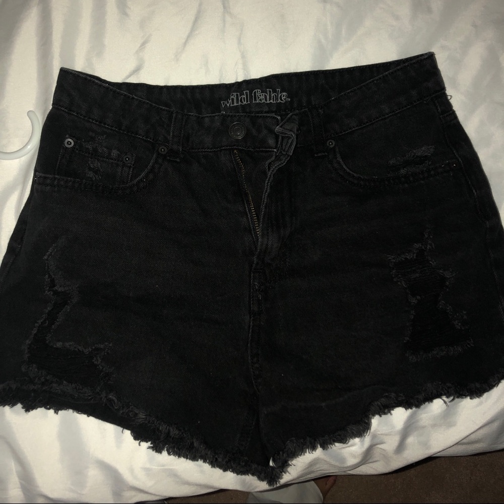 Wild fable black denim shorts! Size 4